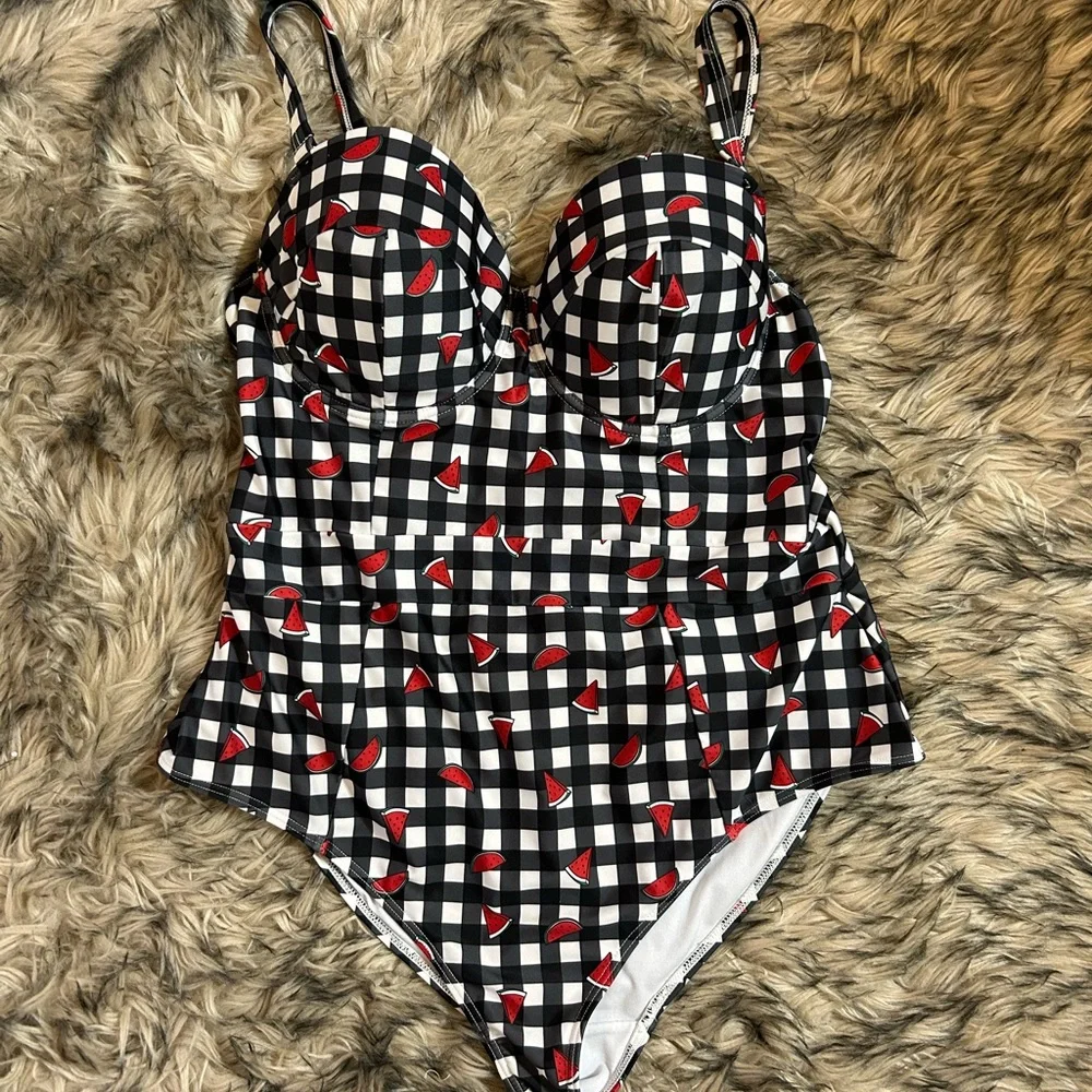 Collectif size 14 swimsuit - Picture 3 of 8
